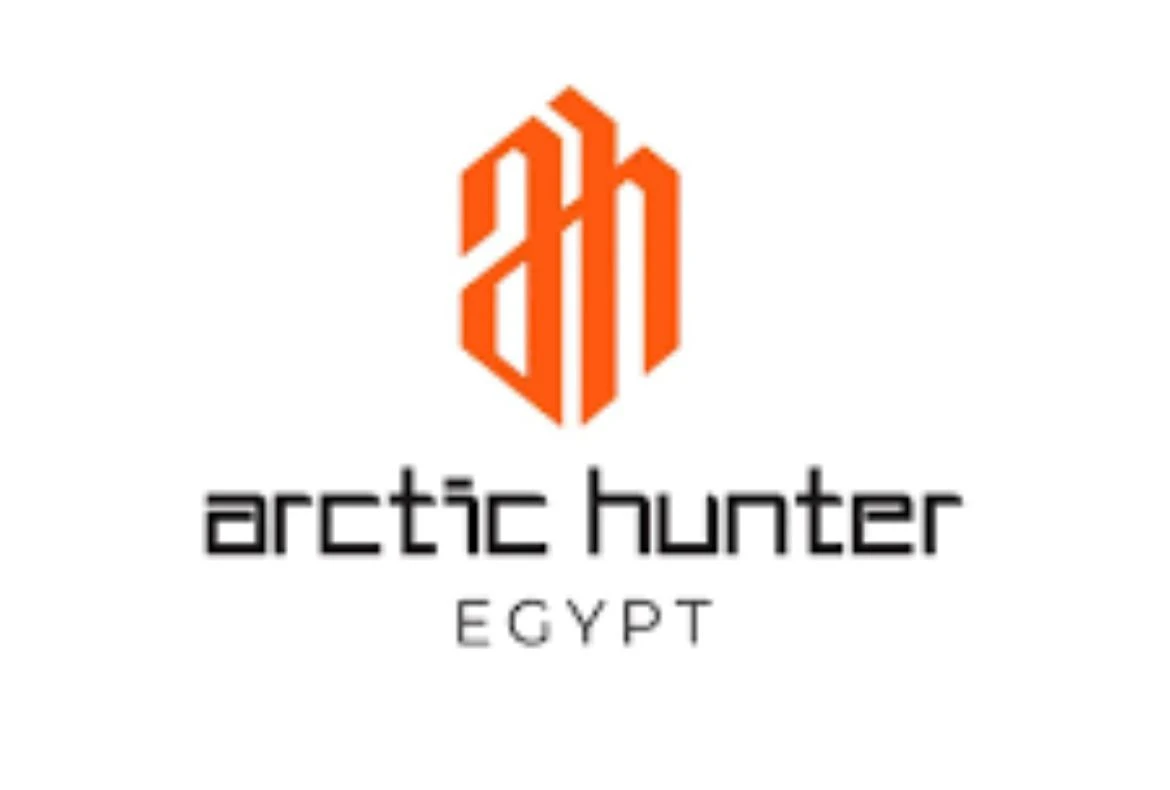ARCTIC HUNTER